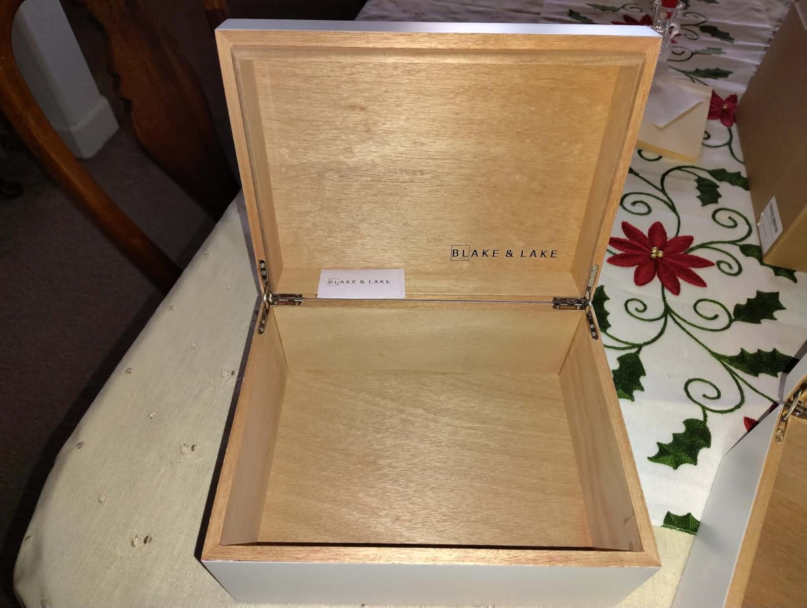 Blake & Lake Large Box with Hinged Lid - Wood Storage Box with Lid - Wooden Keepsake Decorative boxes with lids (Dark Oak) customer photo 2