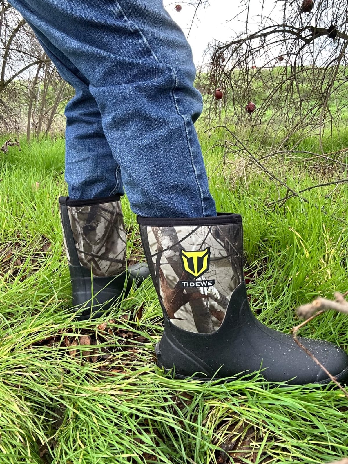 TIDEWE Rubber Boots for Men, Waterproof Hunting Work Boots customer photo 1