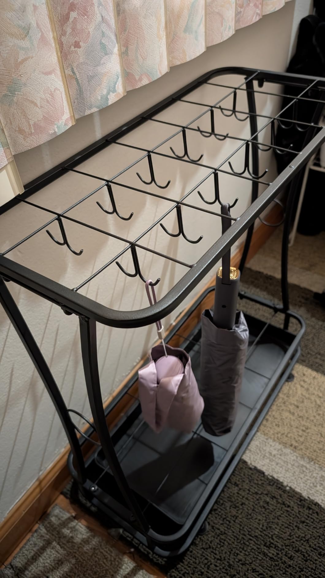 tonchean Large-Capacity Commercial Umbrella Stand with 21-Slots 24 Hooks | Metal Umbrella Holder, Umbrella Storage Rack with Removable Drip Tray, Umbrella Container for Office Hotel Entryway customer photo 1
