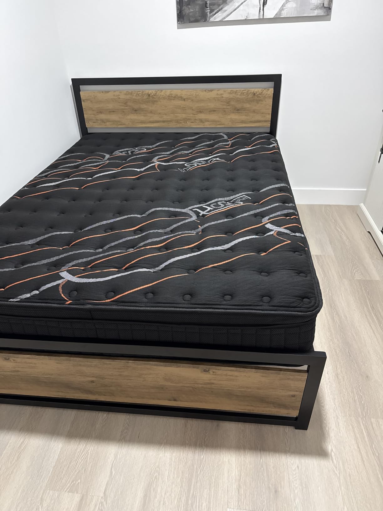 SHA CERLIN Heavy Duty Queen Size Bed Frame with Modern Headboard, Black customer photo 1