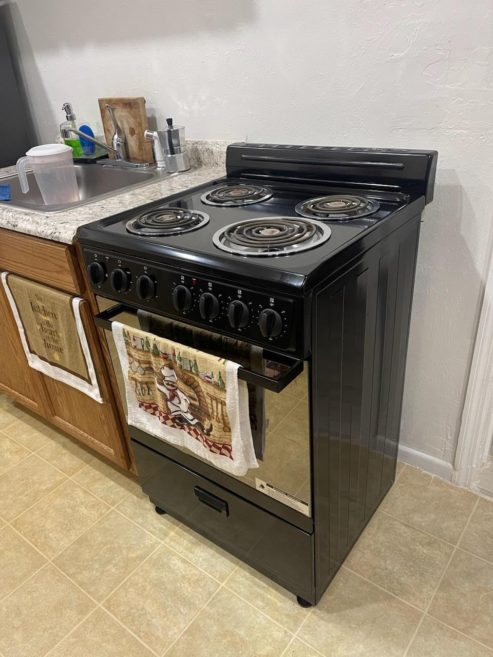 Premium Levella PRE2427GB 24 in Freestanding Electric Range with 4 Coil Burners and 2.7 Cu. Ft. Single Oven Capacity with Lower Storage Drawer - Black customer photo 1
