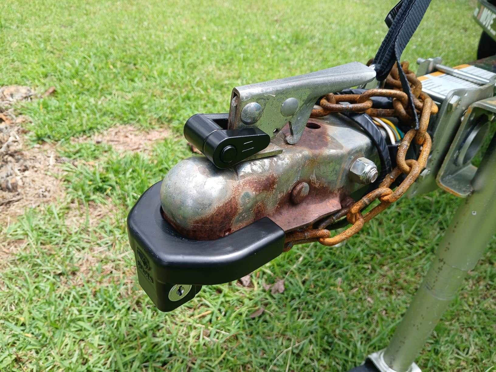 Rhino USA Trailer Coupler Lock Kit (2in Trailers) - Anti-Theft Steel customer photo 1