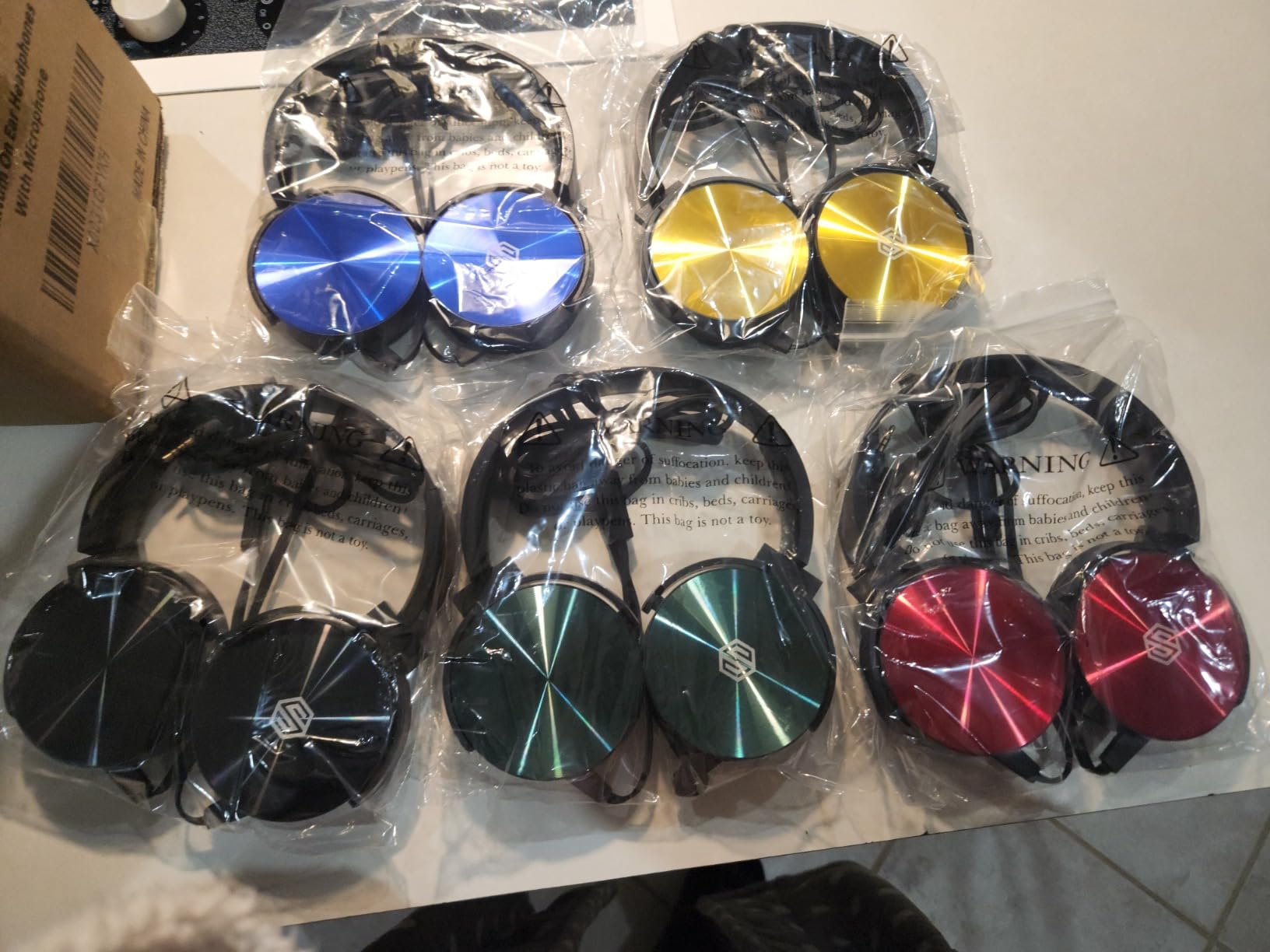 Premium Classroom Headphone with Microphone (5 Pack) - Kids Wired Earphones with Mic for School Students K-12 & Teachers, Soft Swivel On Ear Pads- Perfect for E-Learning, Meetings, Calls -(Colorful) customer photo 1