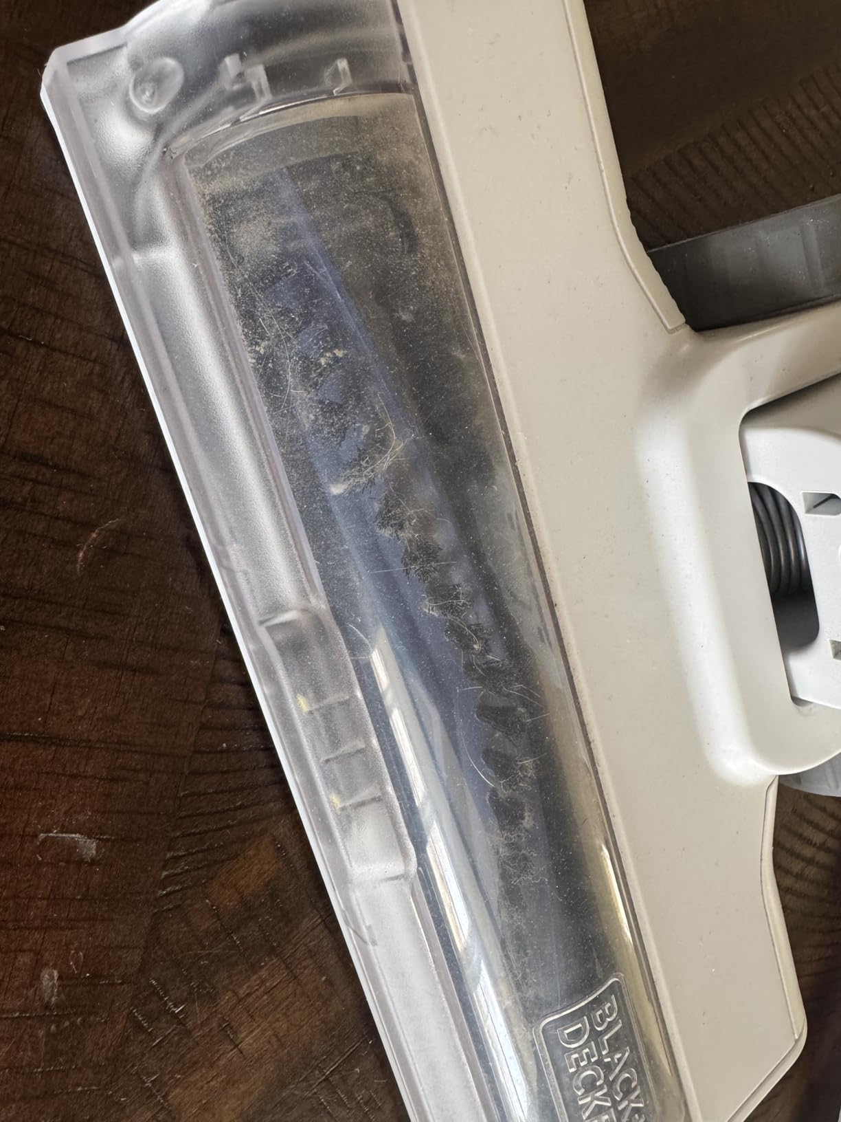 BLACK+DECKER POWERSERIES 16V MAX Stick Vacuum Cordless Rechargeable with LED Lights,Portable Vacuum Cordless, Lightweight, Anti-Tangle, Self-Standing, Multi-Surface, White (BHFEA420J) customer photo 2