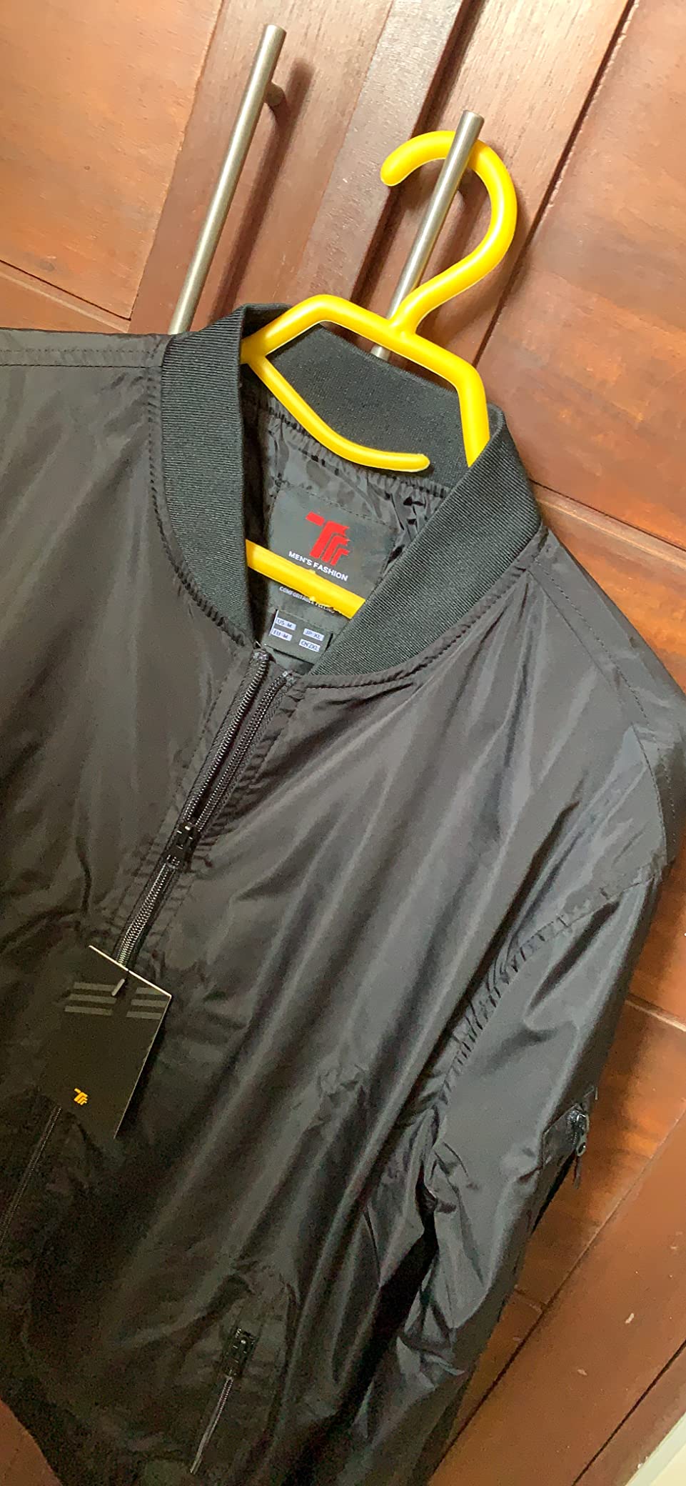 TBMPOY Men's Lightweight Jackets Casual Dress Golf Bomber Windbreaker Fall customer photo 1