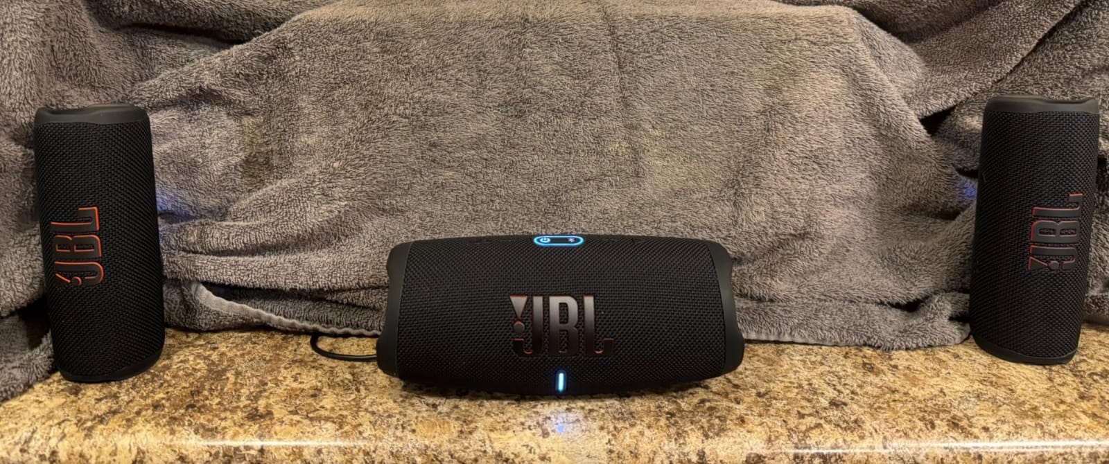 JBL Flip 6 - Portable Waterproof Speaker - Blue customer photo 2