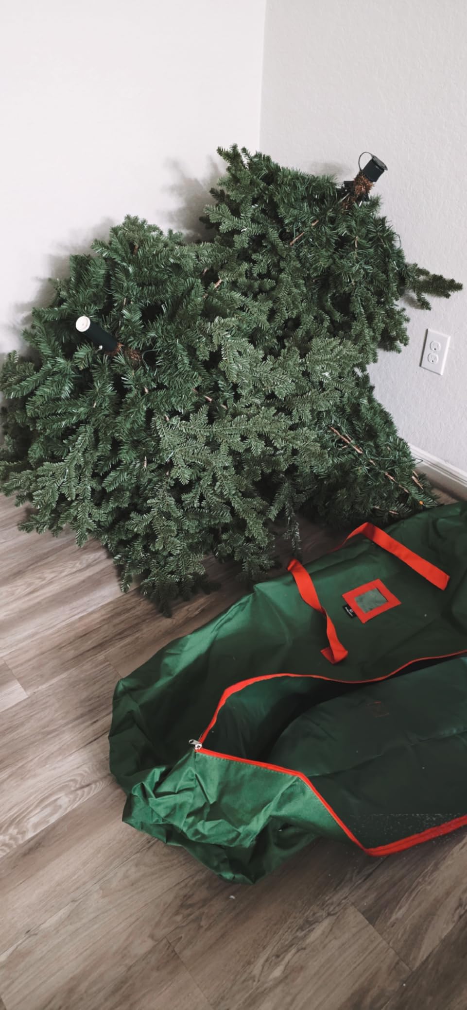 Handy Laundry Christmas Tree Storage Bag with Wheels - 600D Oxford, 9 Ft | Waterproof, Dual Zippers, Reinforced Handles, Xmas Holiday Storage Box, Large Rolling Bin for Artificial Trees, Red customer photo 2