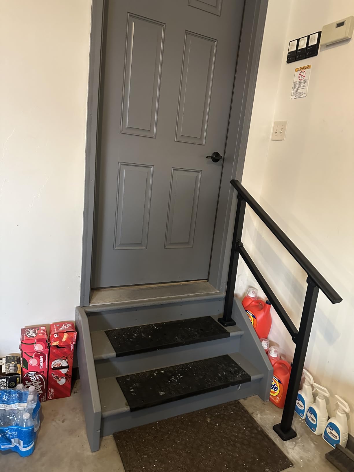 Metty Metal Hand Rails for Outdoor Steps, 3 Step Stair Railing Kit | Rustproof Stair Handrail, sturdy for seniors & families. Easy to install, fits outdoor steps & yard fences, concrete steps customer photo 2
