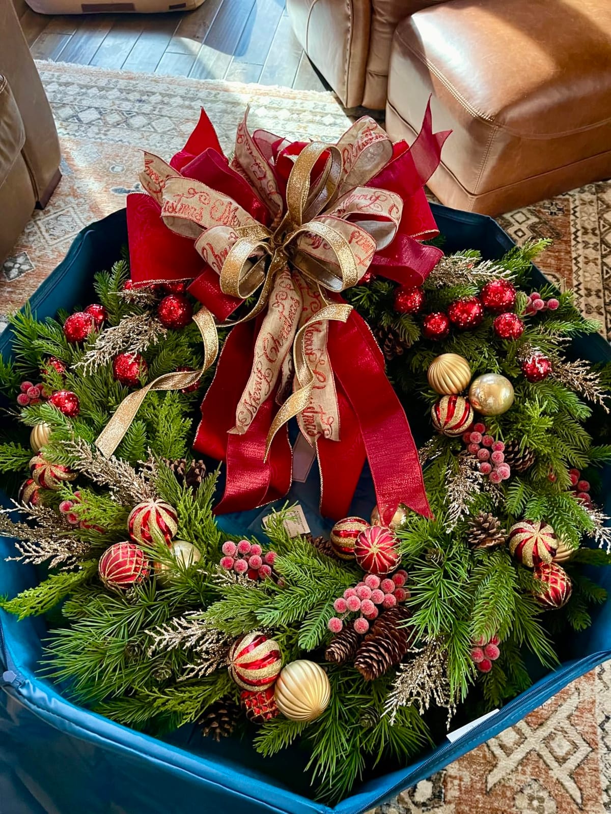Hearth & Harbor Wreath Storage Container - Hard Shell Christmas Wreath Storage Bag with Interior Pockets, Dual Zipper and Handles - 30