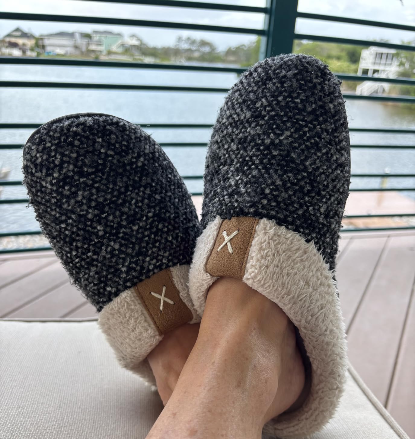ULTRAIDEAS Women's Indoor Outdoor Slipper Memory Foam customer photo 2
