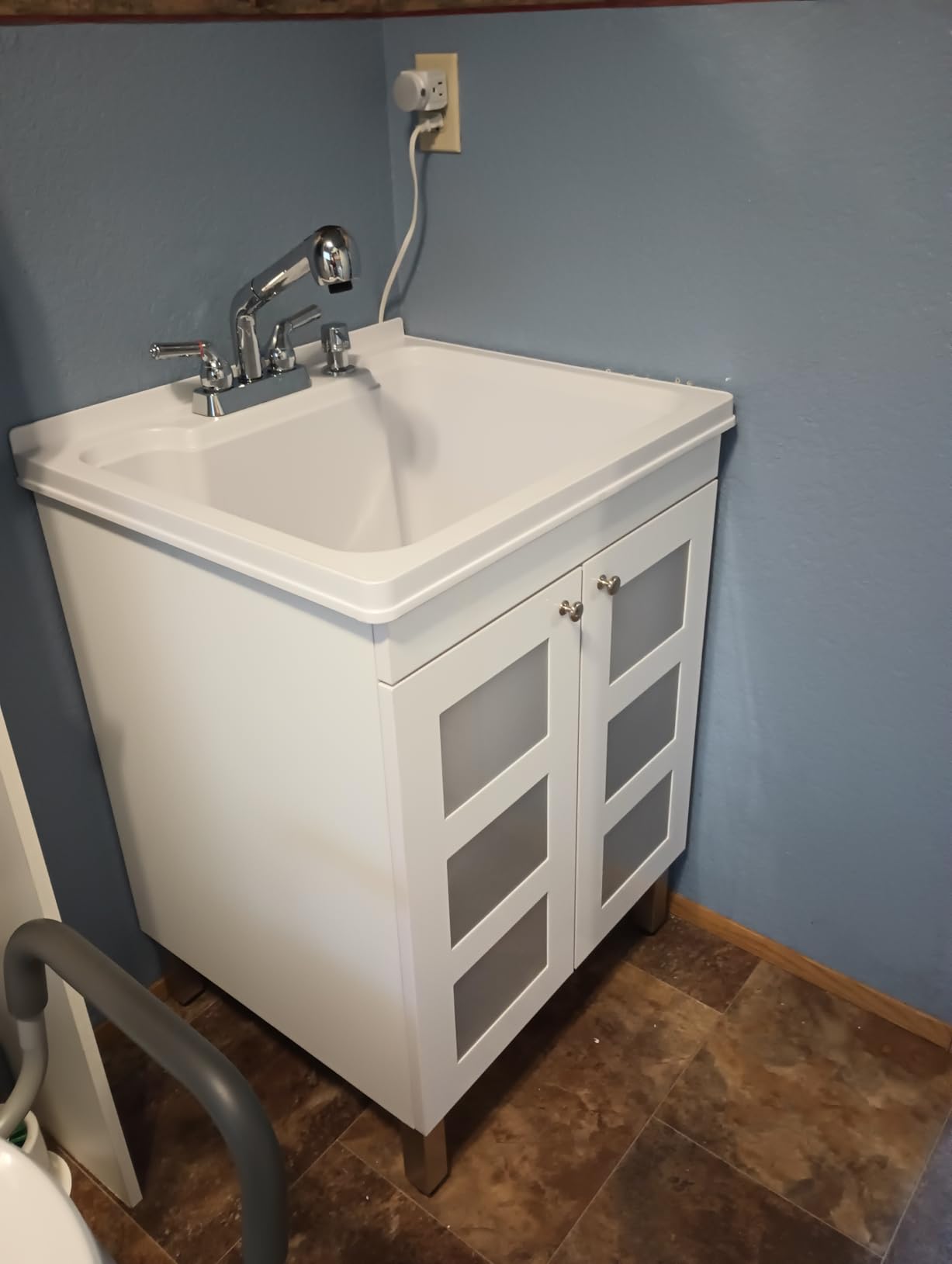 JS Jackson Supplies Black Utility Sink Vanity Cabinet with White Laundry Tub, Pull-Out Sprayer Faucet with Black Finish for Laundry Room, Mudroom, Basement customer photo 2