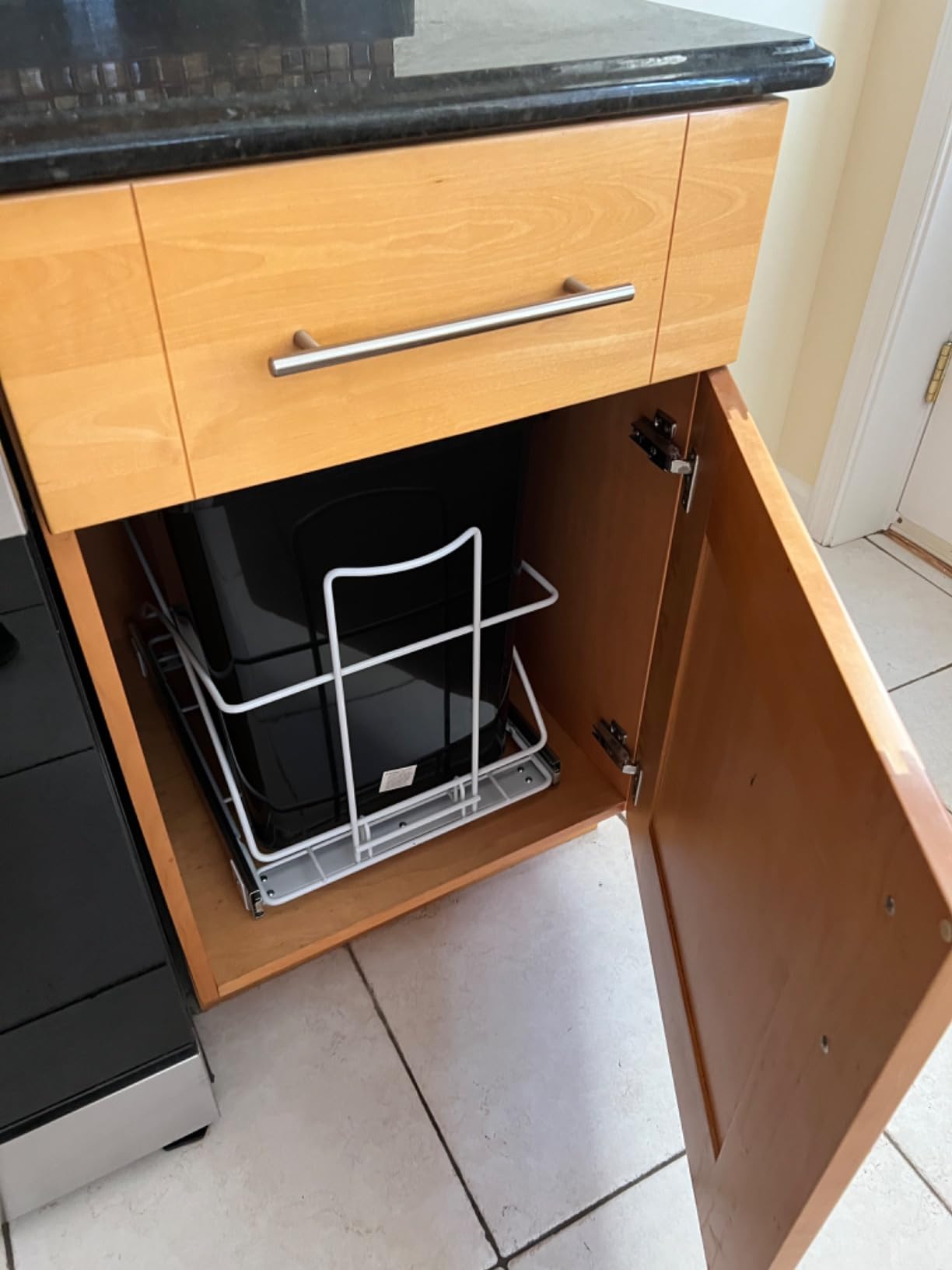 Home Zone Living 15 Gallon Pull Out Dual Kitchen Trash Can for Recycling and Trash, Under Sink in-Cabinet Design, 58 Liter Total Capacity customer photo 2