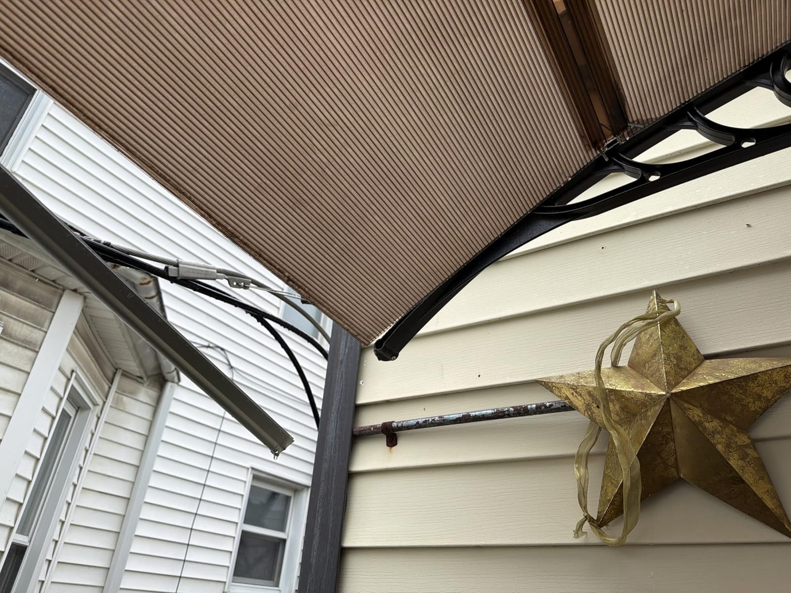Outvita Window Awnings for Doors Canopy 40''x35.4'', Polycarbonate Cover Front Door Outdoor Patio Awning Canopy UV Rain Snow Sunlight Protection Hollow Sheet, Brown Board & Black Bracket, AL-YP-0338 customer photo 1