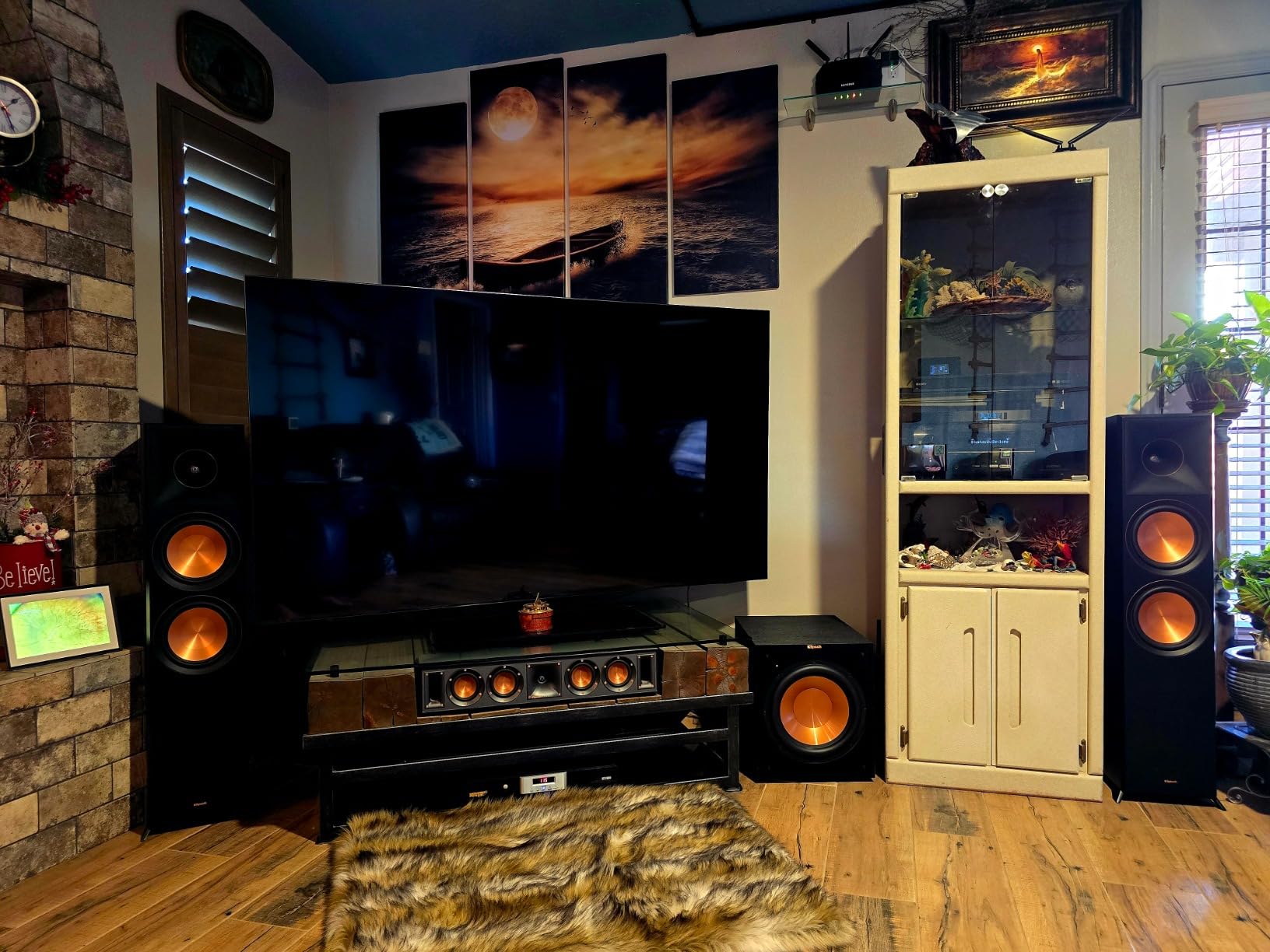 Klipsch Reference Premiere RP-8000F II 2.0 Dual Floorstanding Speaker Pair with Larger 90° x 90° Hybrid Tractrix Horn, 8” Cerametallic Woofers for Premium Home Theater Sound in Ebony customer photo 1