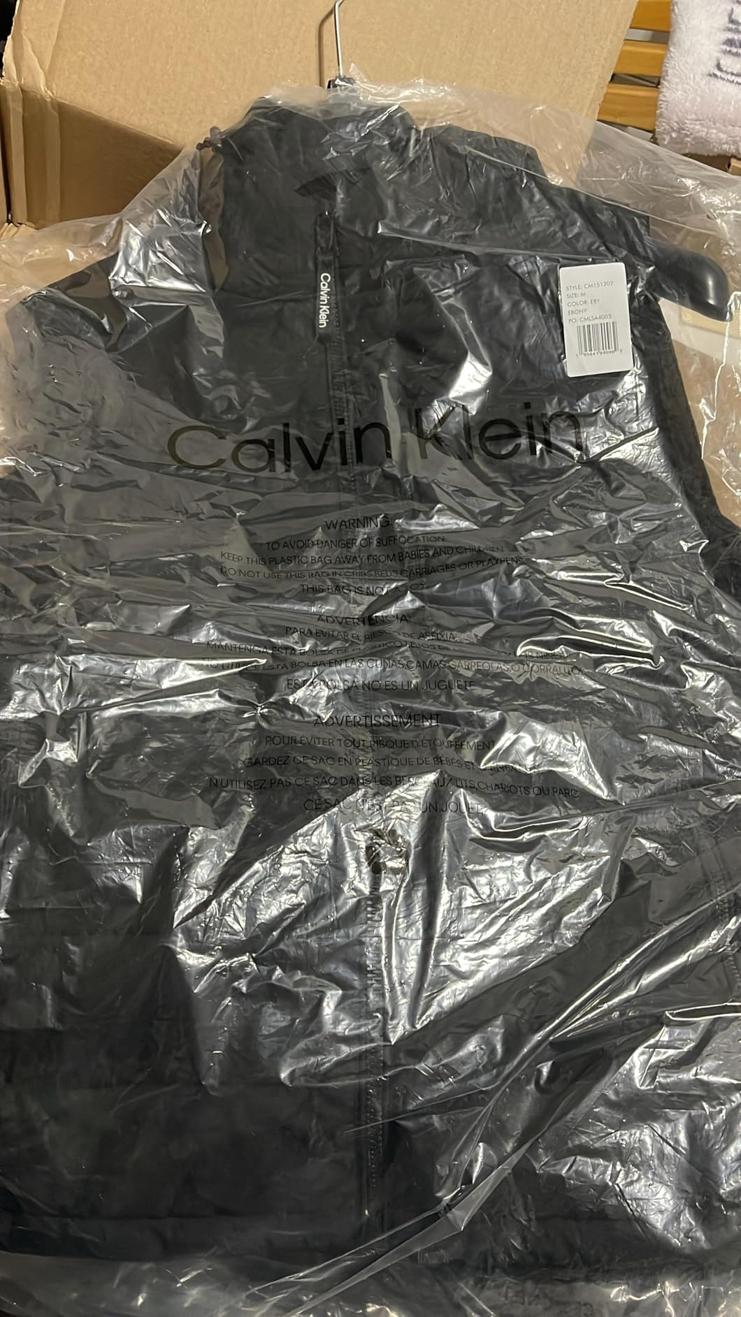 Calvin Klein Men's Lightweight Packable Hooded Puffer Vest customer photo 1