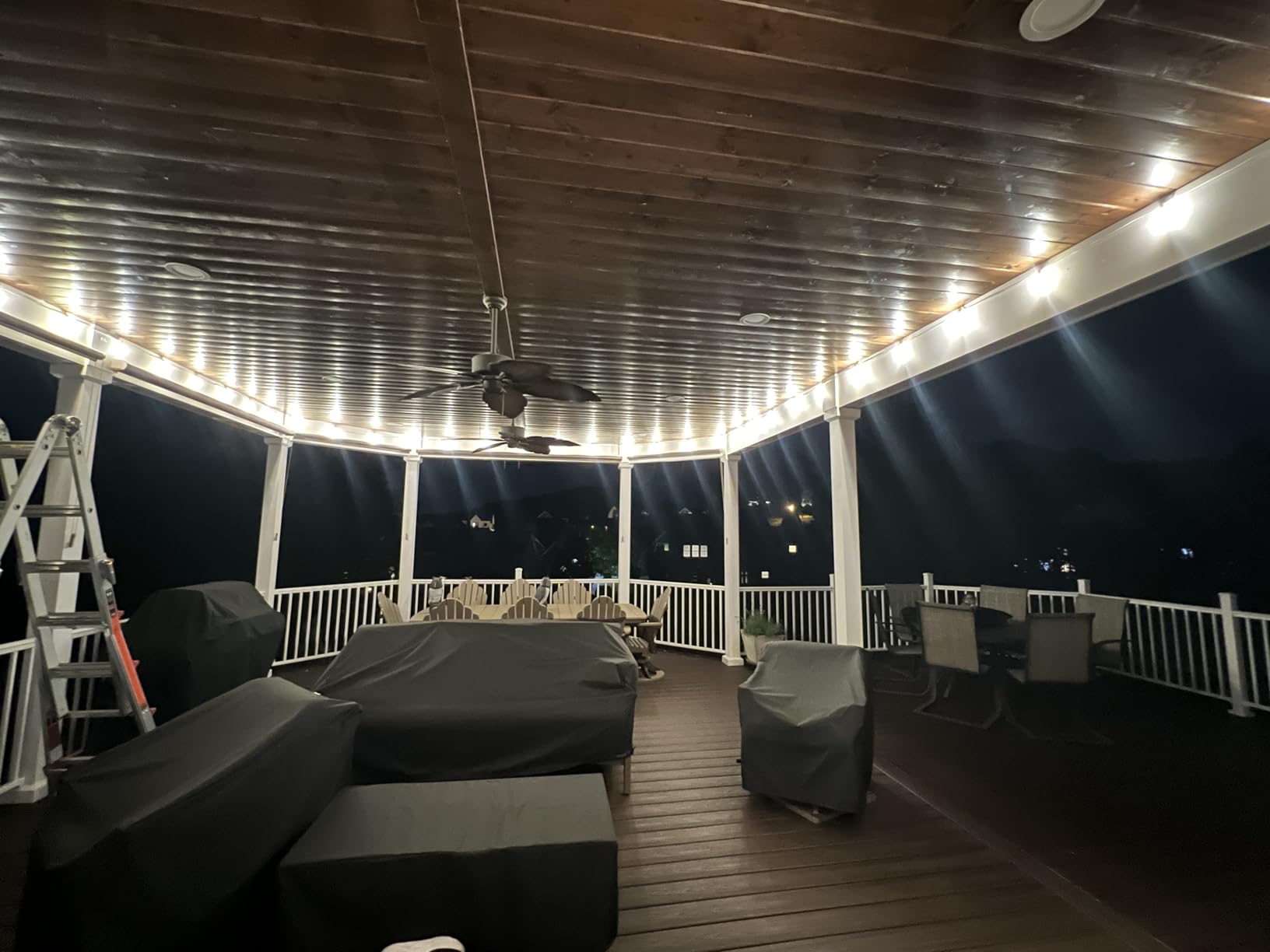 Brightever 100FT Outdoor String Lights 52 Bulbs, Waterproof Patio Lights customer photo 1