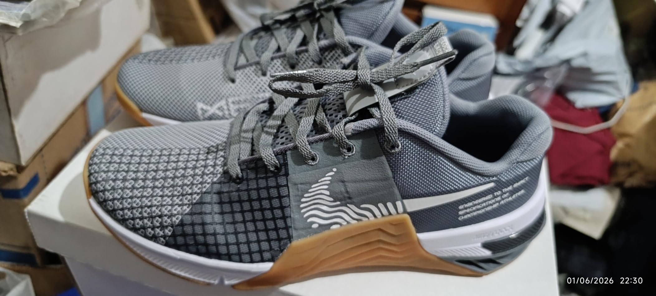 Nike Men's Metcon 8 Sneakers customer photo 2
