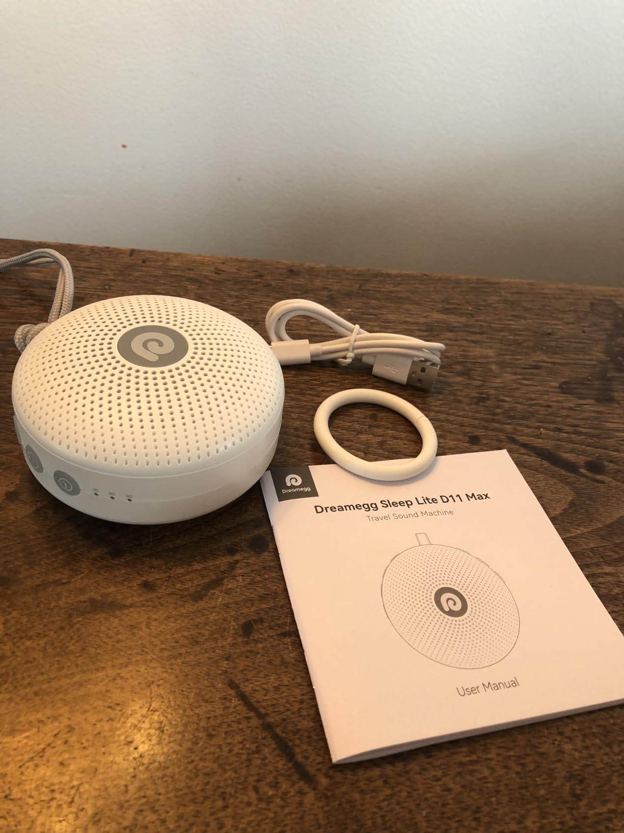 Dreamegg Portable Noise Machine for Baby Adult, Features Powerful Battery, 21 Soothing Sound, Noise Canceling for Office & Sleeping, Sound Therapy for Home, Travel, Registry Gift, Classic White customer photo 2