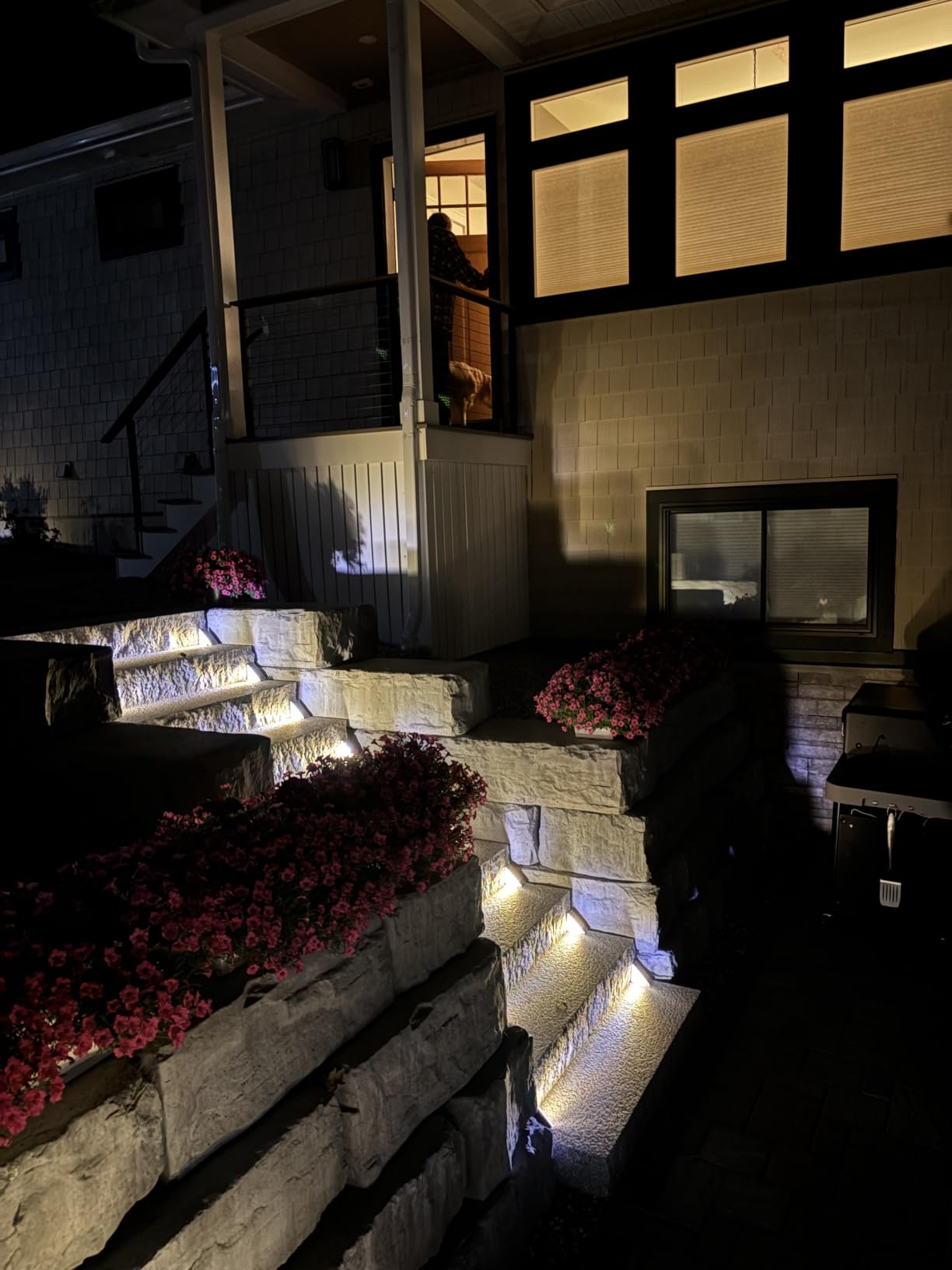 VOLISUN Solar Stair Lights 6 Pack, Solar Step Lights Outdoor Waterproof customer photo 1