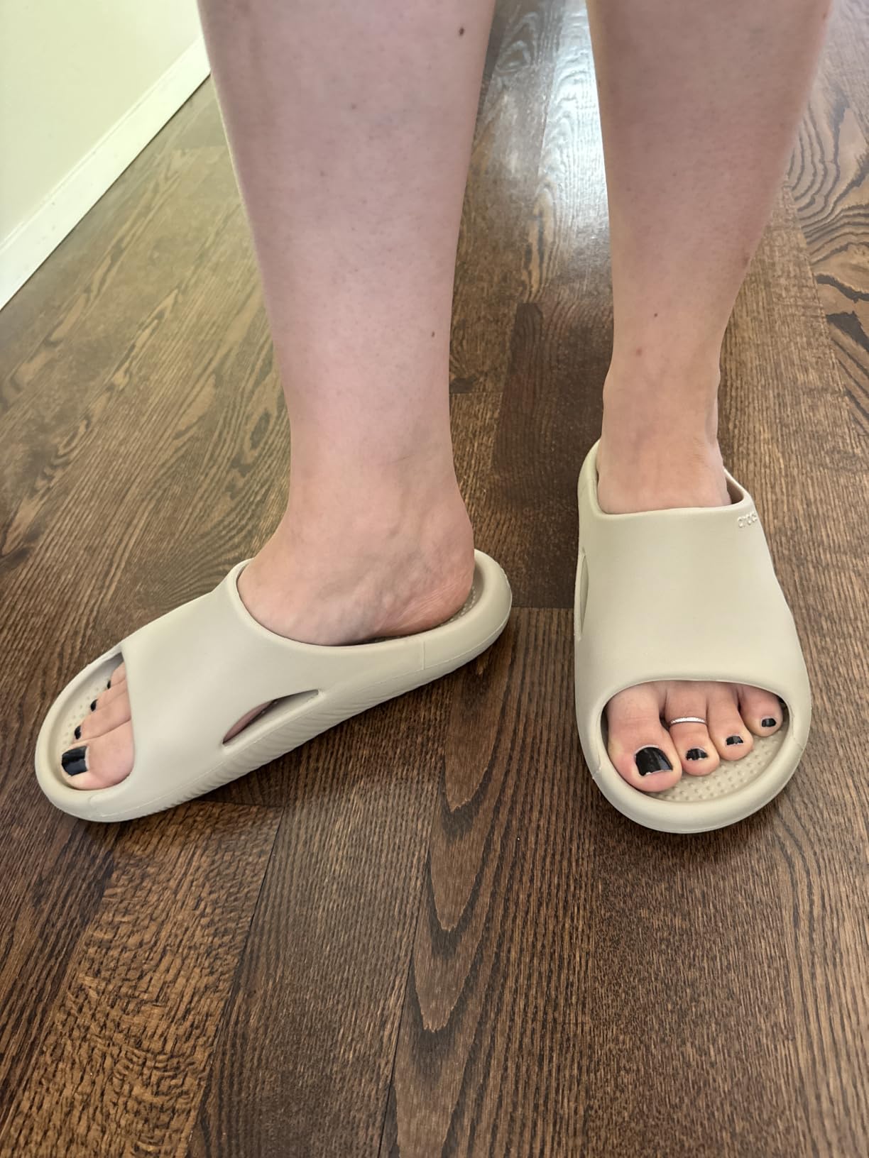 Crocs Unisex Adult Mellow Recovery Slides customer photo 2