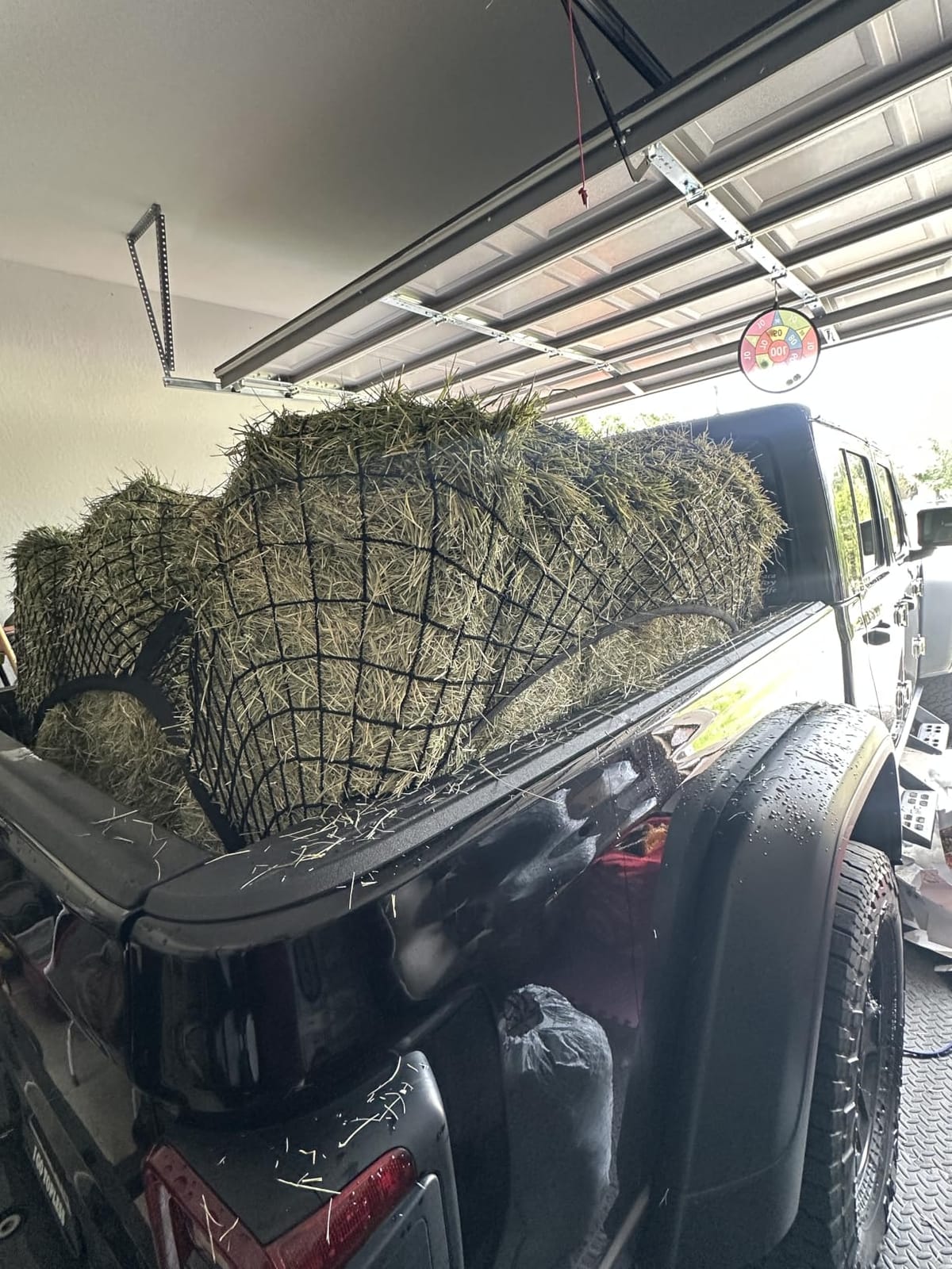 Highly Elastic Cargo Net, Simple Truck Bed Cargo Mesh Organizer, Suitable for 5ft - 6ft Standard Bed Trucks, 4'x4' Stretches to 7'x7' (Single Layer) customer photo 2
