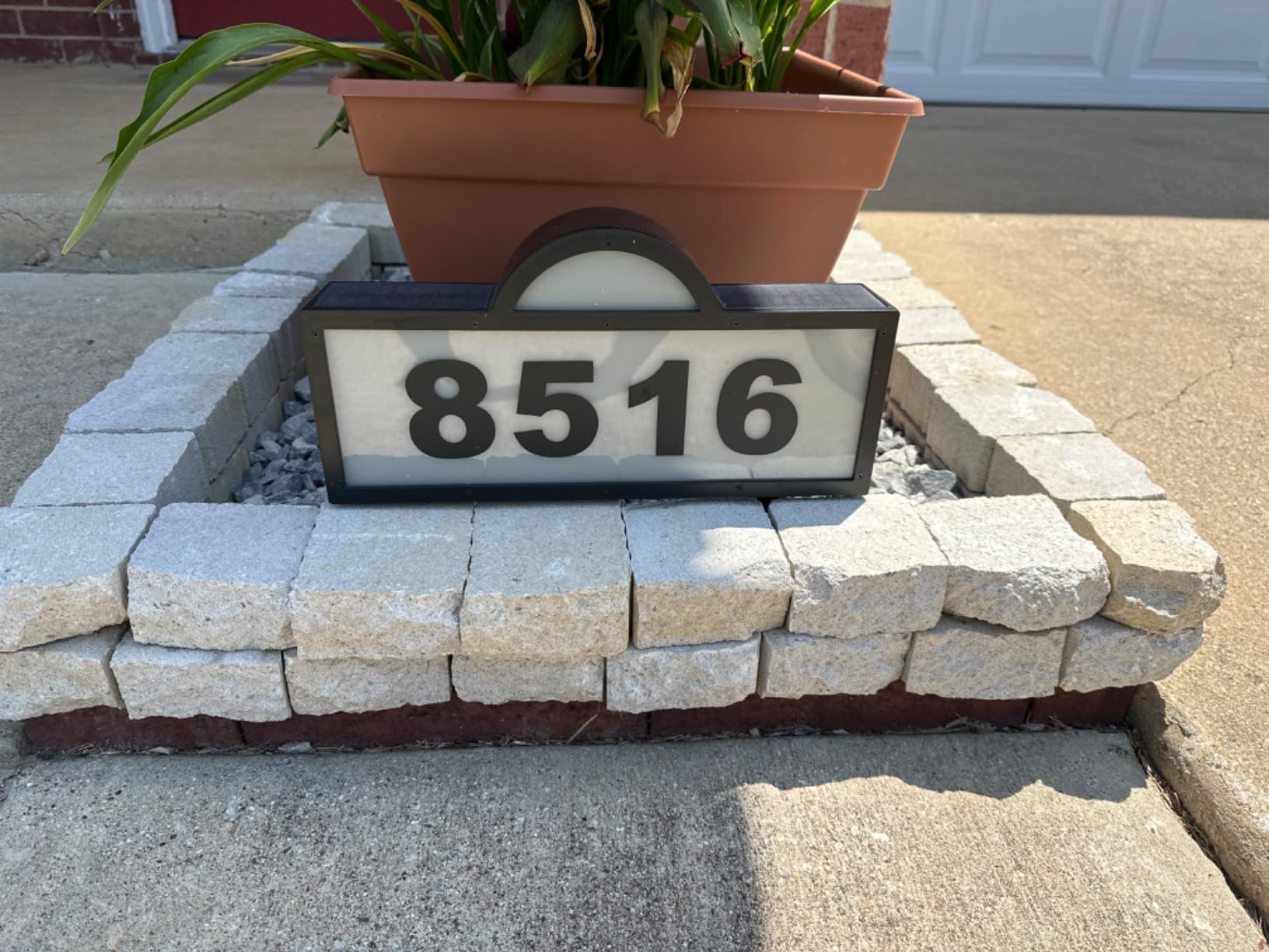 Solar House Numbers Address Sign, IP65 Waterproof Solar Address Plaque for Outside, 3200K Warm & 6500k Cold LED Illuminated House Numbers for Outdoor Wall Mounted & Home Yard Ground Address Number customer photo 1