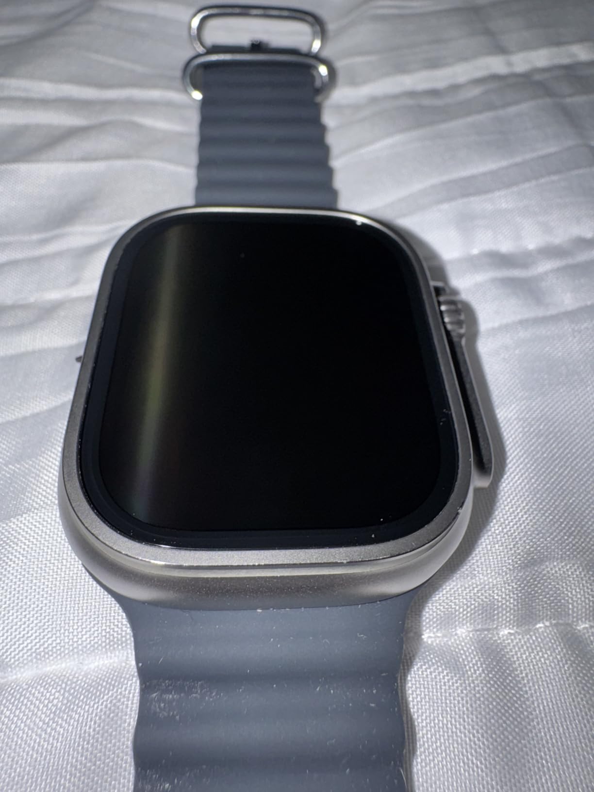 Apple Watch Ultra [GPS + Cellular 49mm] Titanium Case with Midnight Ocean Band, One Size (Renewed) customer photo 1