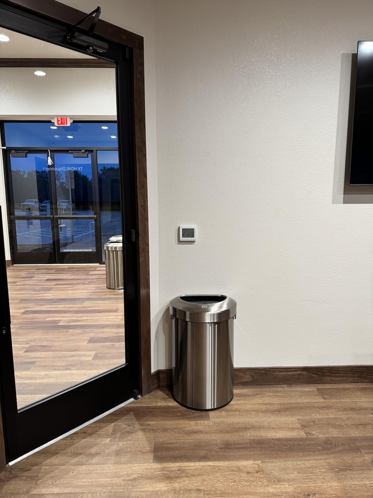 EKO Urban 16 Gallon/60 Liter Open Top Stainless Steel Slim Commercial Trash Can, Tall Kitchen Trash Bin, Heavy-Duty Commercial Grade Large Garbage Bin for Home, Office, Hotel, Cafe, Restaurant, Dorm customer photo 2