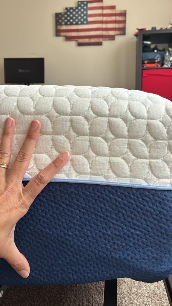 Gelsea 6 Inch Twin Size Mattress for Kids, Gel Cooling Memory Foam Mattress in A Box, Medium Firm Feel for Back Pain Relief, CertiPUR US Certified customer photo 2