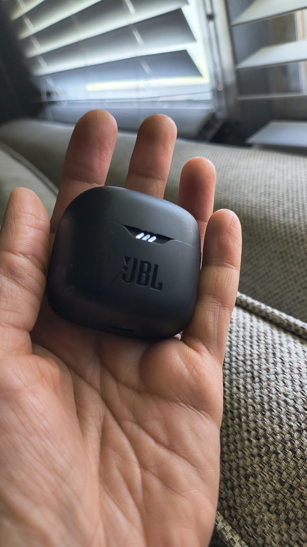 JBL Tune Flex - True Wireless Noise Cancelling Earbuds (Black), Small customer photo 2