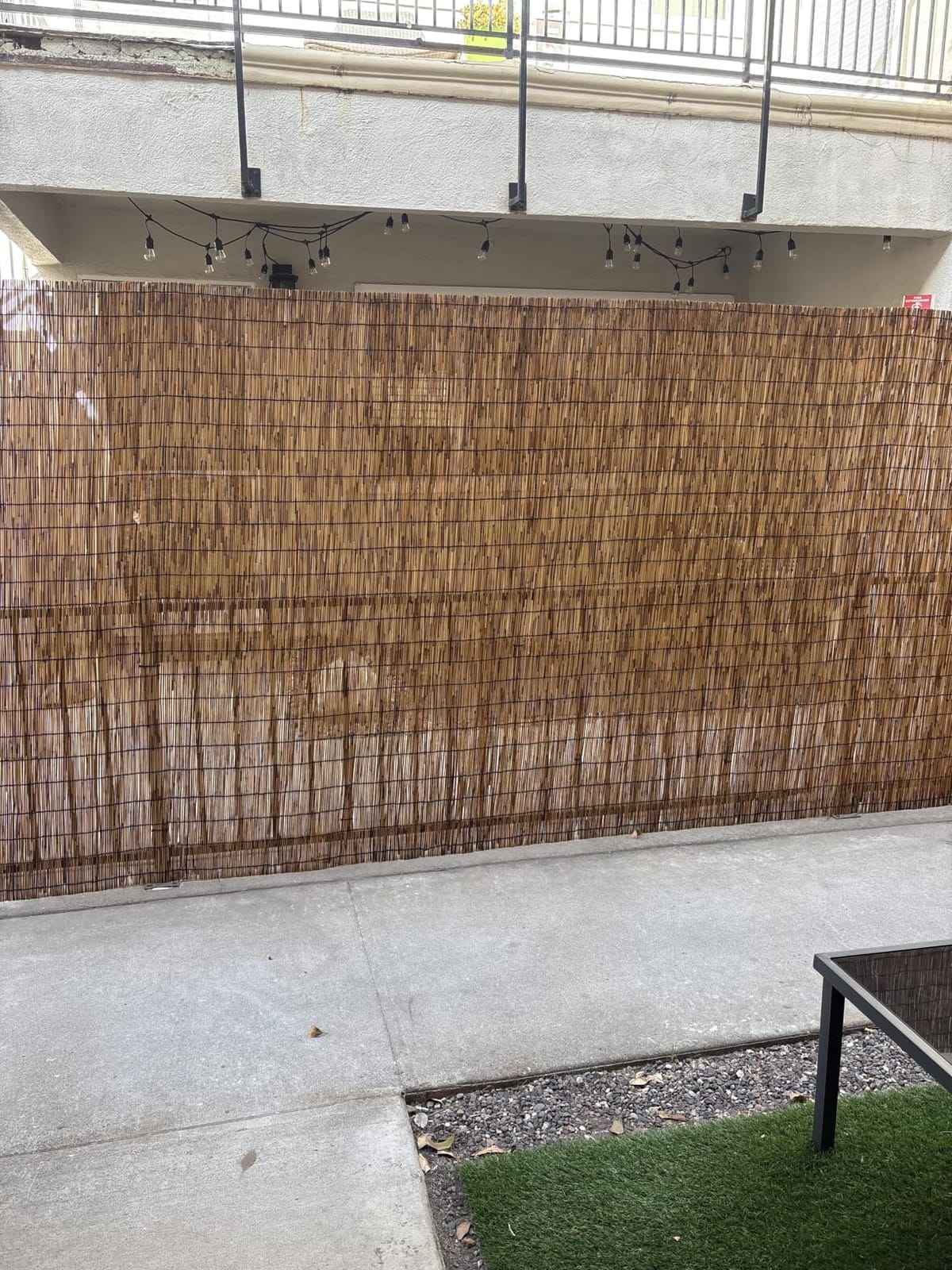 Natural Reed Fencing,4FT X 16.4FT Reed Screen Balcony Reed Fence Bamboo Screen Fencing for Outdoor Backyard Patio（Brown） customer photo 2