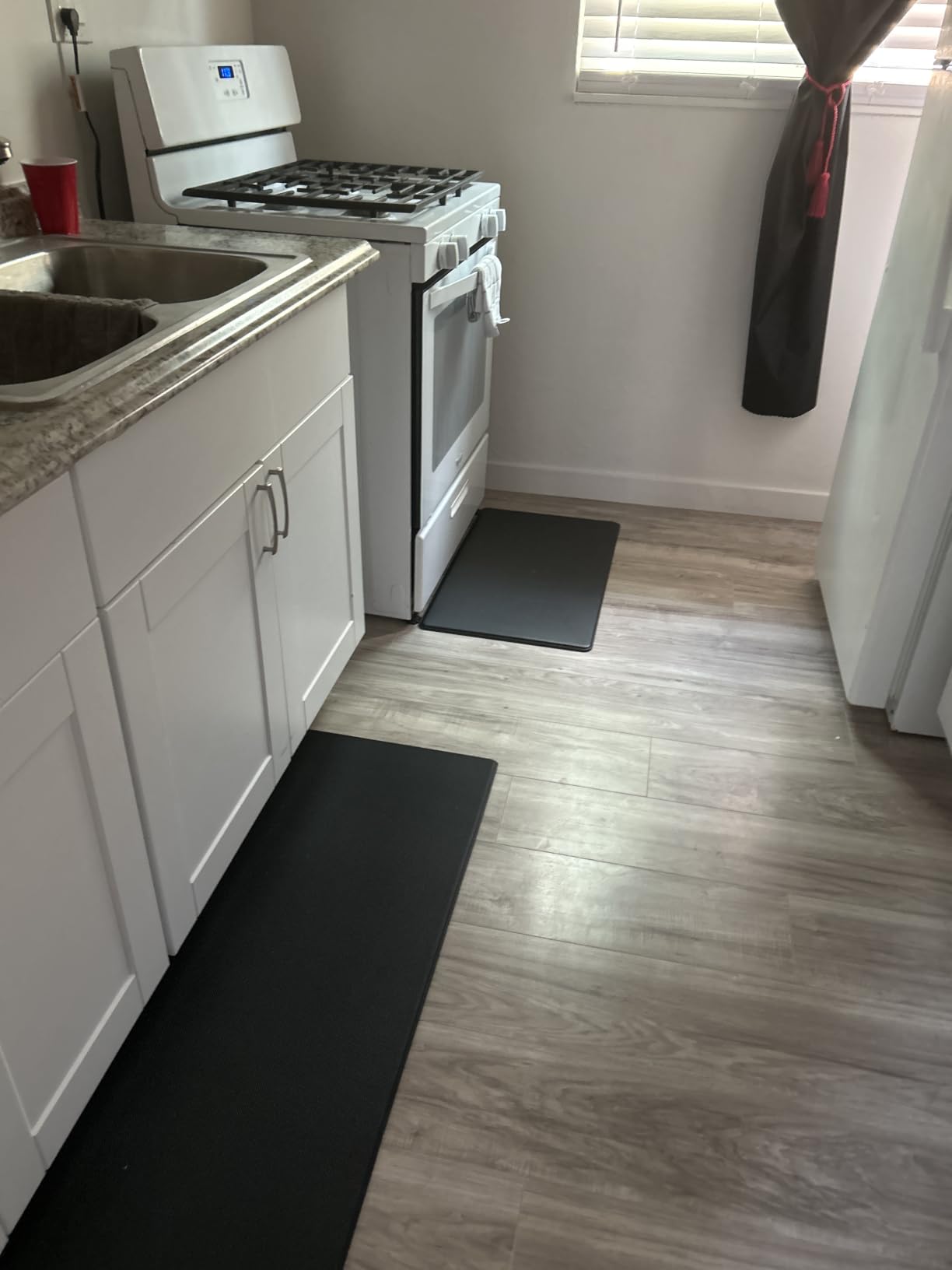 StepRite Kitchen Mats for Floor, 2-Piece Anti-Fatigue Kitchen Rugs, Khaki customer photo 1