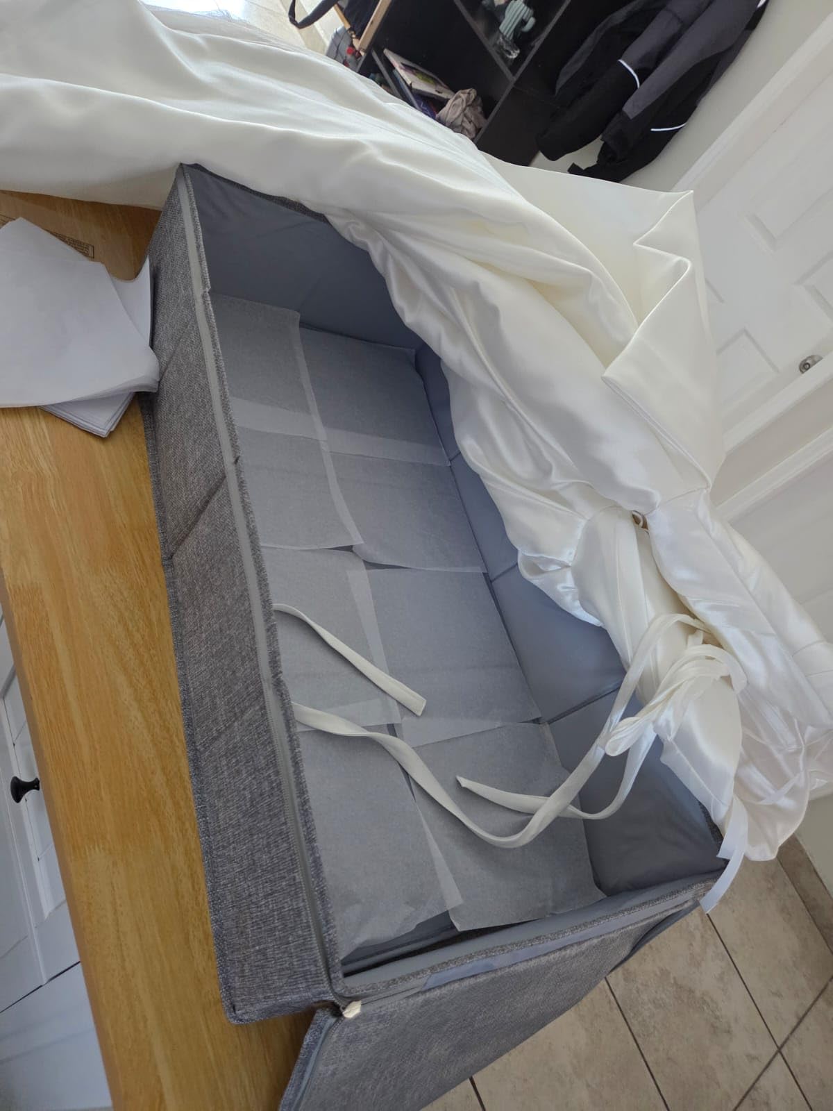 Glenmal Wedding Dress Storage Box Kit Gray White | 100 Sheets Acid Free Tissue with Gloves, Wedding Clothing Gown Preservation, Protects from Yellowing, Archival Bridal Kit customer photo 1