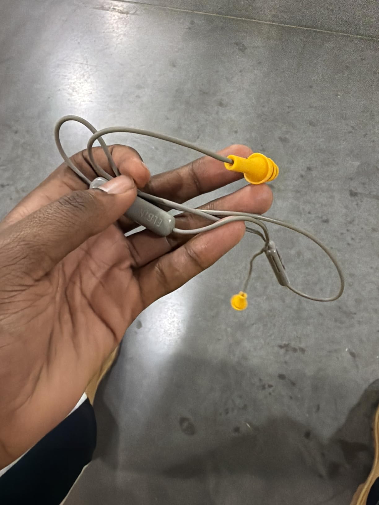 Elgin Ruckus Wireless Bluetooth Earplug Headphones, Noise Canceling Mic customer photo 2