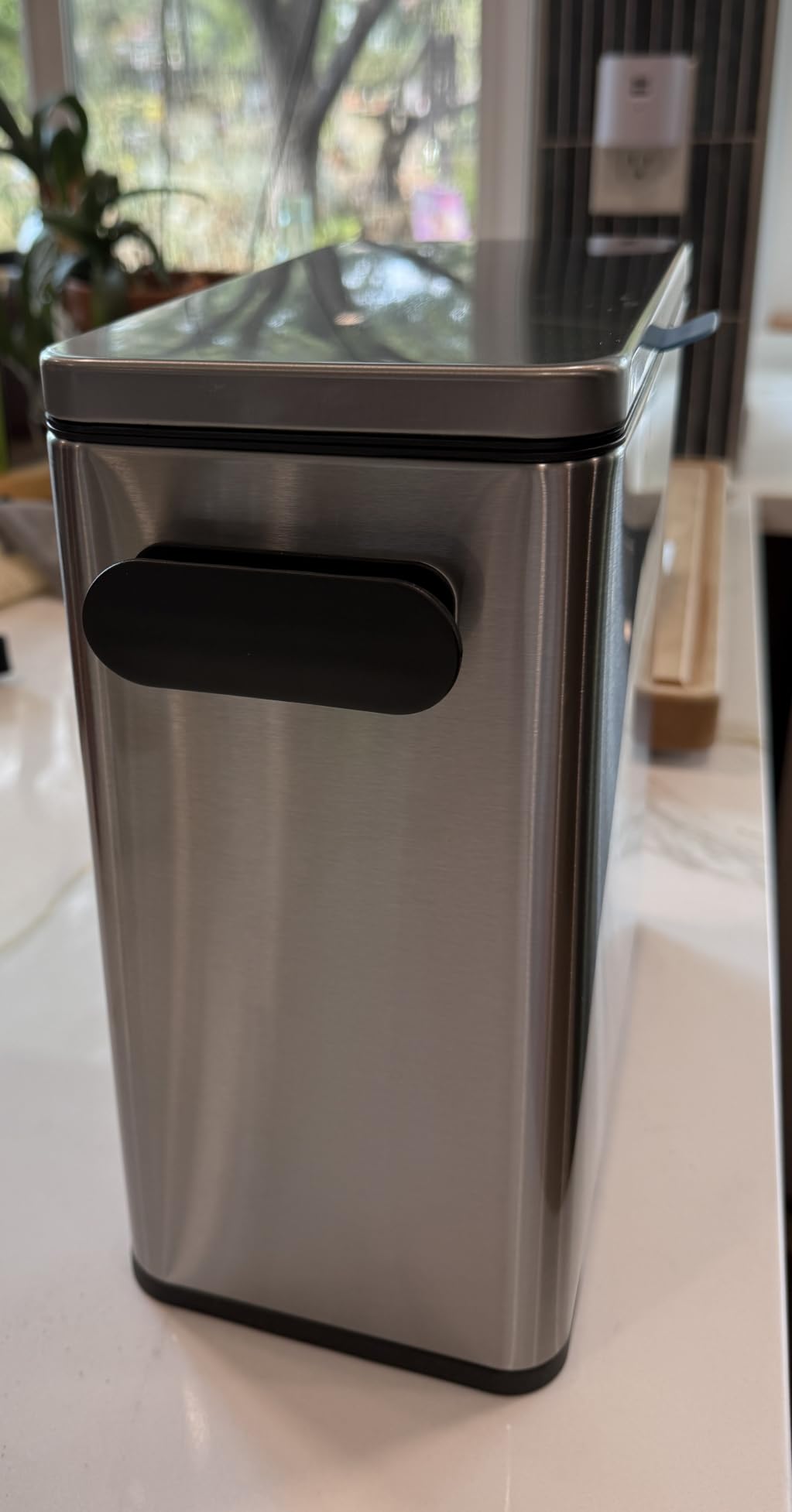 Stainless Steel Hanging Trash Can with Lid and Inner Bucket, 2 Gallon Kitchen Compost Bin for Counter Top, Under Sink or Wall Mount, Small Garbage Can for Cupboard/Bathroom/Bedroom/RV customer photo 1