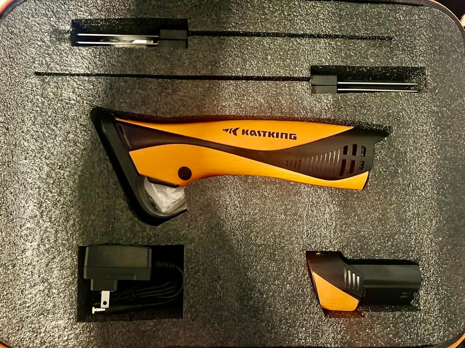 KastKing Speed Demon Pro Lithium-ion Electric Fillet Knife | Cordless Rechargeable Fishing Knife with 2 Blades, High Torque Motor with Extended Battery Life, Ergo Handle, Carry Case customer photo 2