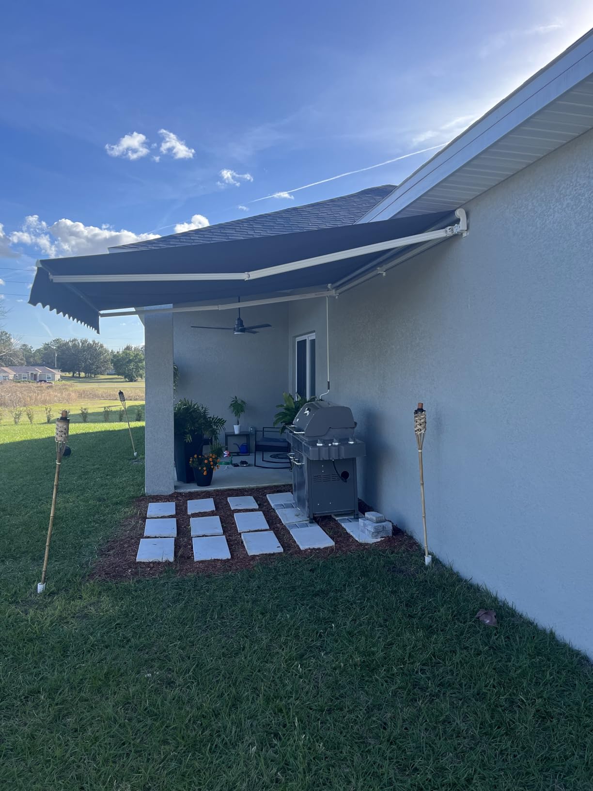 MUPATER 13' x 8' Retractable Patio Awning Sun Shade Cover with Manual Crank, Outdoor Shelter for Windows, Projection for Deck, Yard, Balcony, Grey customer photo 1