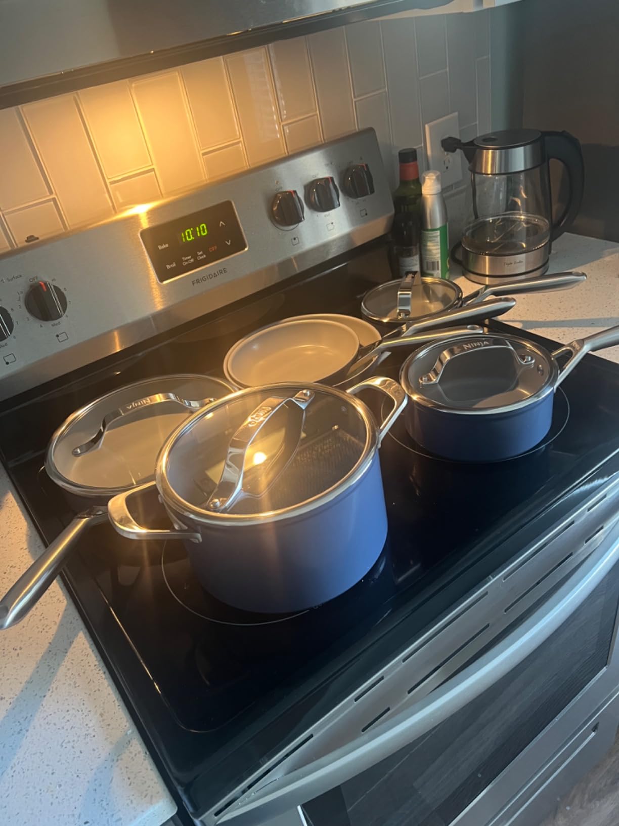 Ninja Ceramic Cookware Set, 11-Piece Kitchen Set, Navy Blue, CW49011 customer photo 2