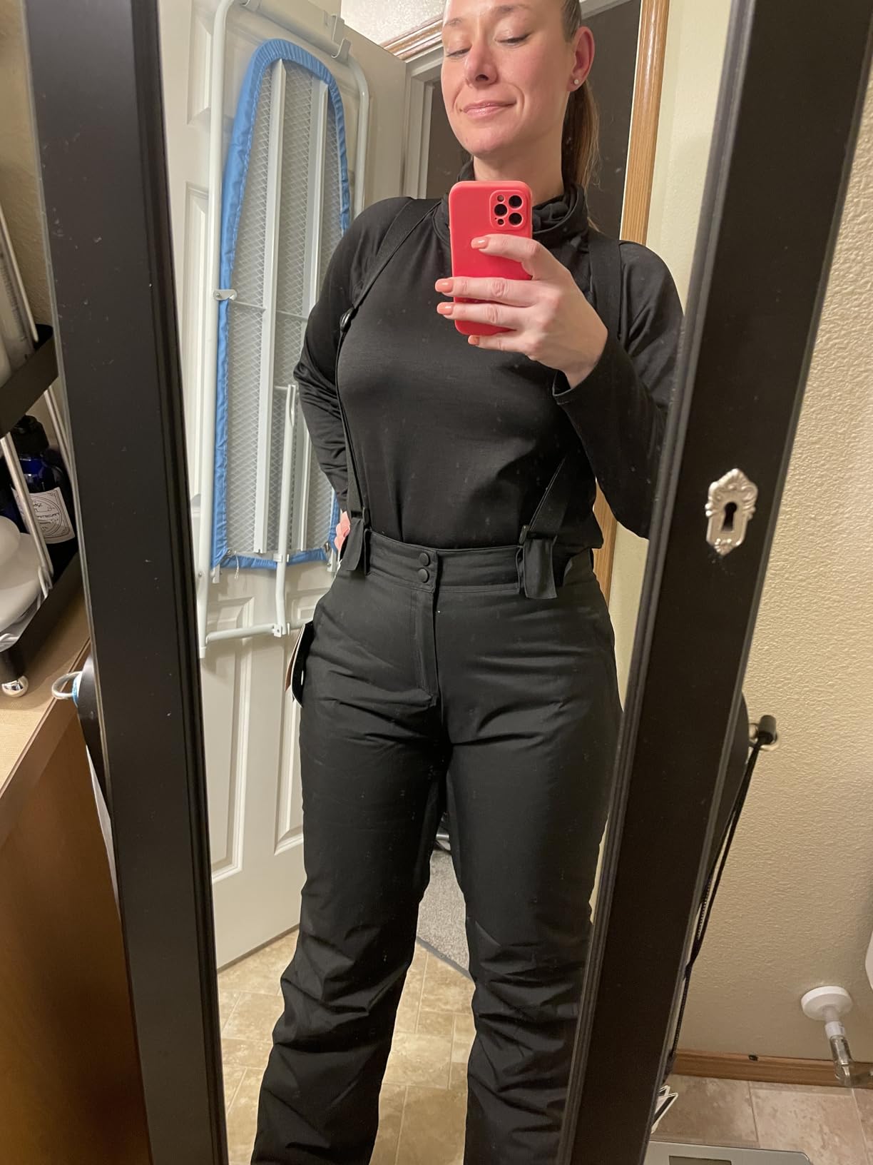 YEEFINE Women's Snow Ski Pants Insulated Winter Warm Outdoor Waterproof Snowboard Pants Bibs Detachable Suspender customer photo 2