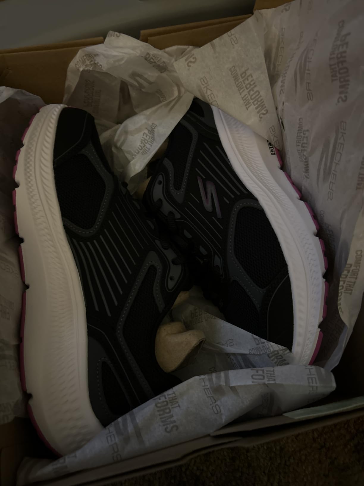 Skechers Women's Go Run Consistent 2.0 Advantage customer photo 2