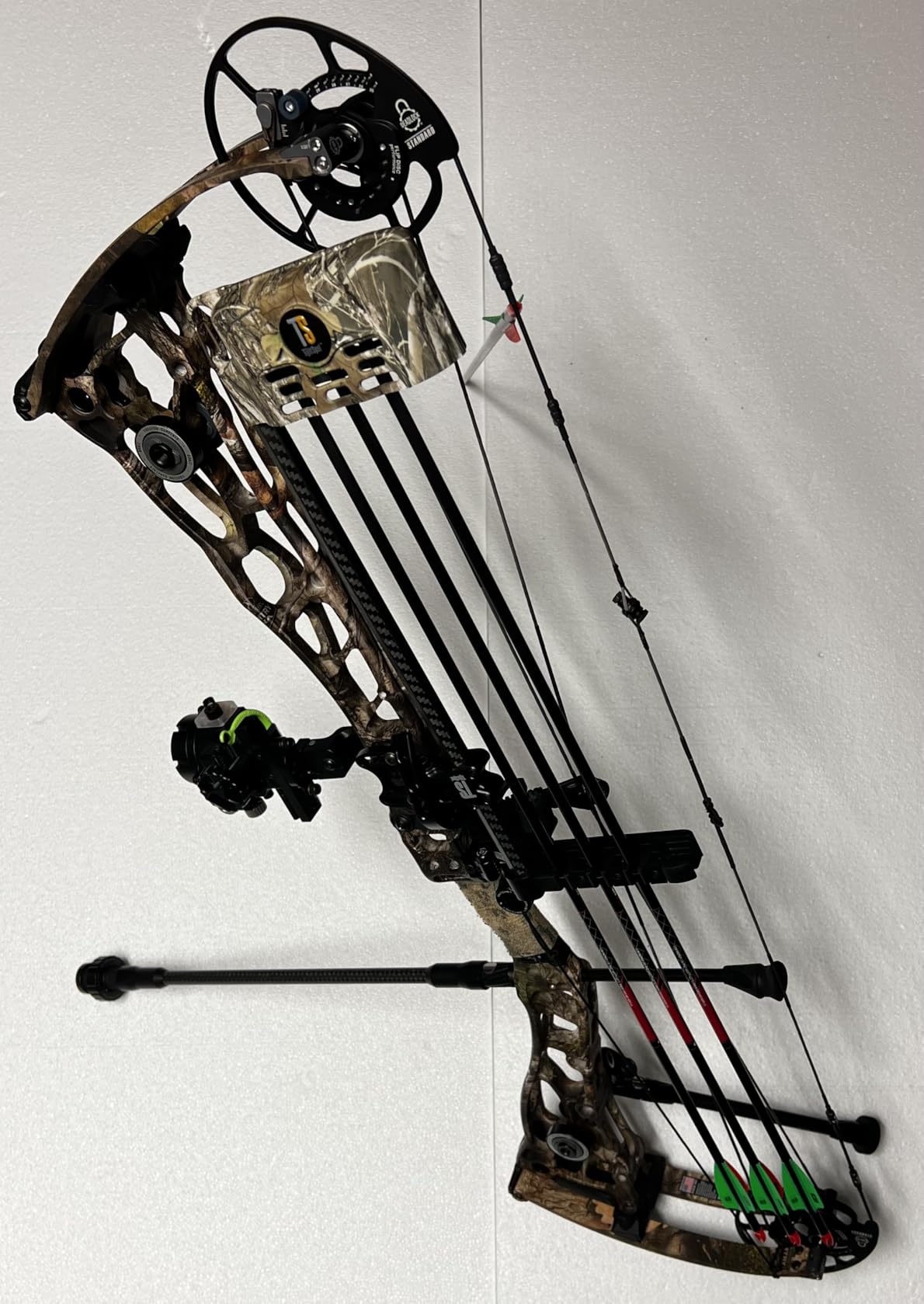 Hunting Shooting Archery Lightweight Airlock 4 Arrow Quiver with Quick Draw System customer photo 1