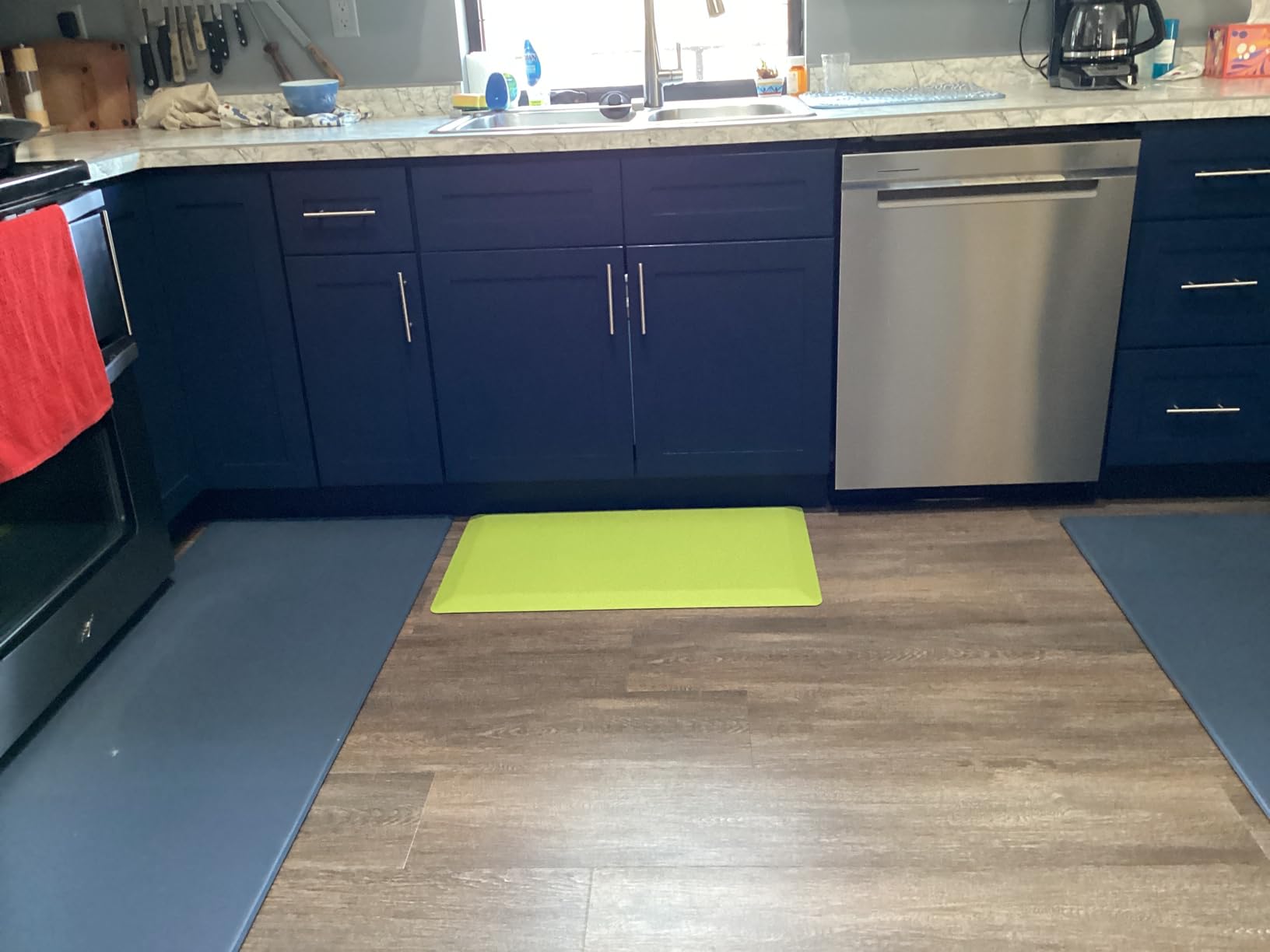 Ophanie Kitchen Mats for Floor, 3/4 inch Thick, 20x39 Anti Fatigue Cushioned Mat,Kitchen Rugs,Waterproof,Comfort Ergonomic Standing Mat for Office,Home,Sink with 99+ Pairs of Anti-Slip Bottom Ridges customer photo 1