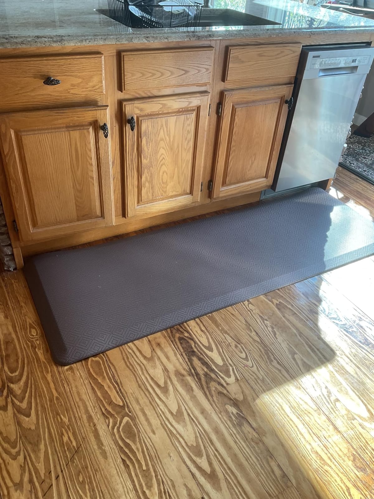 Ophanie Kitchen Mats for Floor, 3/4 inch Thick, 20x39 Anti Fatigue Cushioned Mat,Kitchen Rugs,Waterproof,Comfort Ergonomic Standing Mat for Office,Home,Sink with 99+ Pairs of Anti-Slip Bottom Ridges customer photo 2