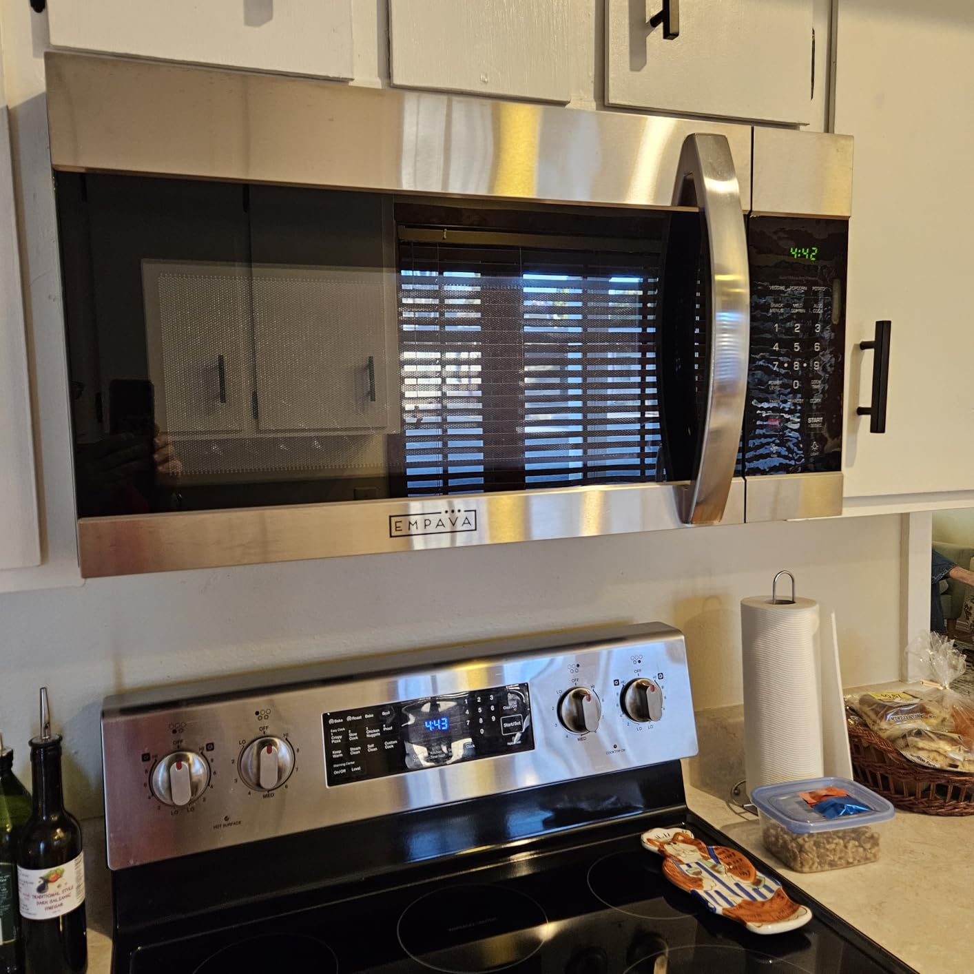 Empava 1.7 Cu.Ft. Over-the-Range Microwave, 1000W, Silver, EMPV-30OTR01 customer photo 2