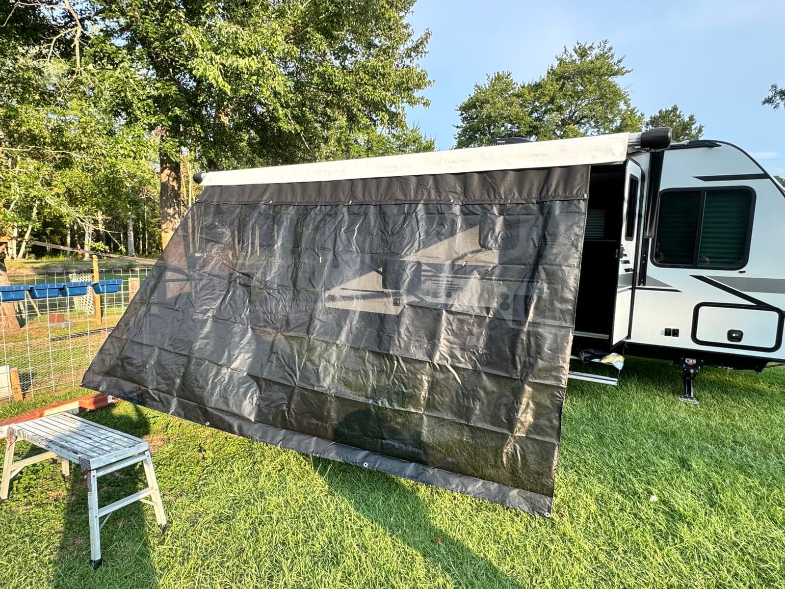 RV Awning Sun Shade Screen, 600D Top+ 8.11oz Bottom, for Awning 10'x17'3'' | RV Awning Sun Shade Screen with Zipper, 95% UV Protection, Easy Install Sunscreen Shade Complete Kits for Trailer Awning customer photo 1