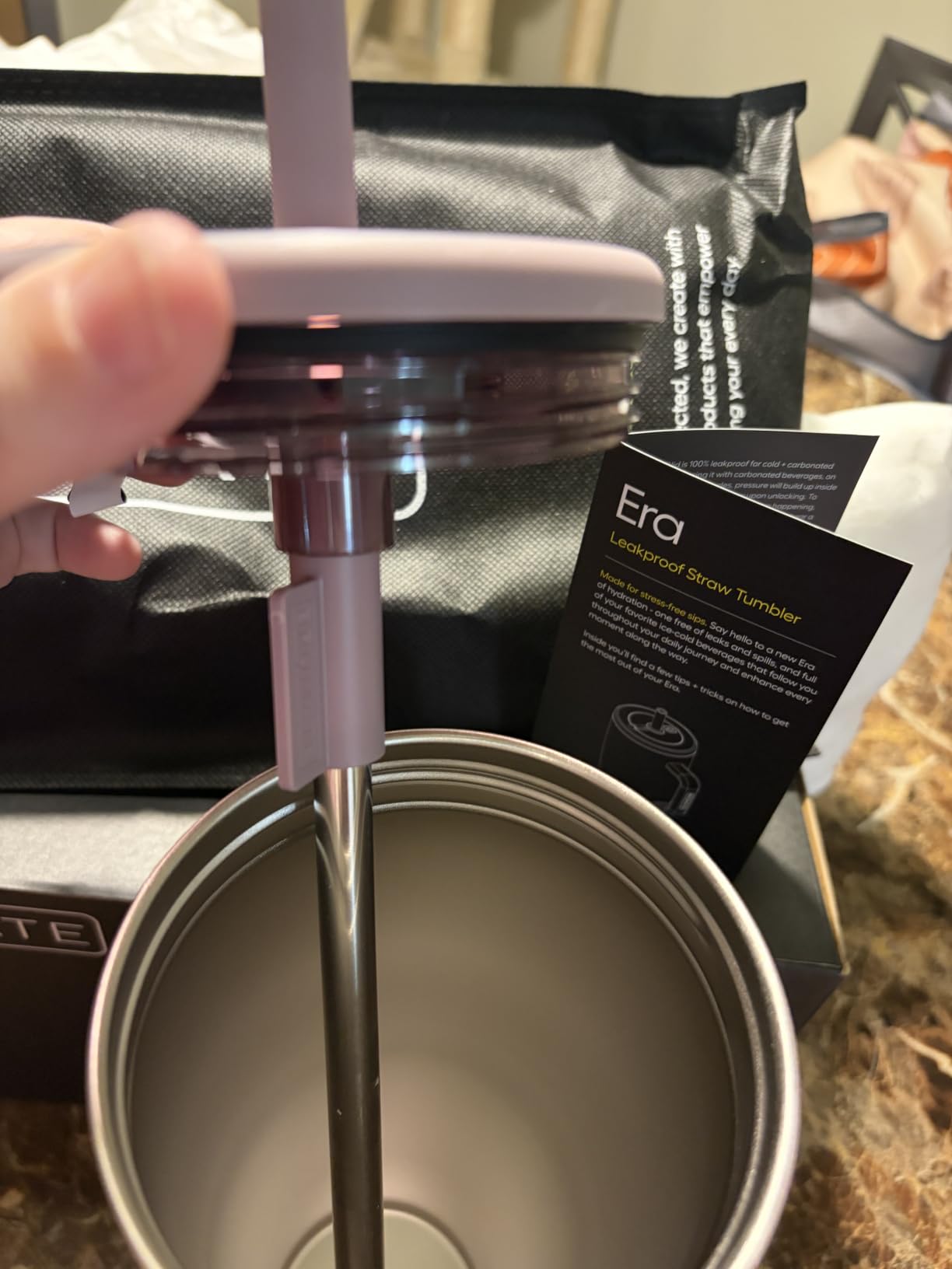 BrüMate Era 40 oz Tumbler with Handle and Straw | 100% Leakproof Insulated Water Bottle Tumbler with Lid and Flexible SoftSip Straw | Made of Stainless Steel | Cup Holder Friendly | 40oz (Dark Aura) customer photo 1