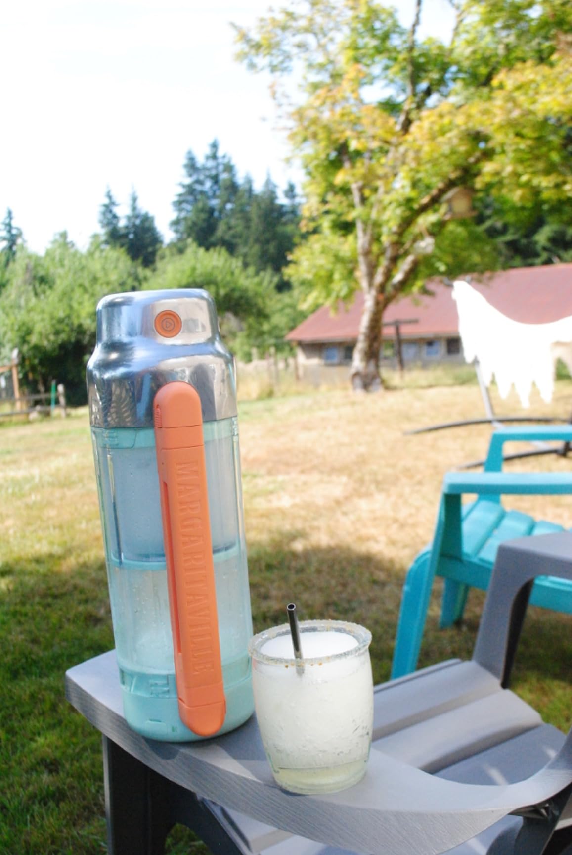 Margaritaville Maui Portable Frozen Drink Machine and Blender Ideal for Resort-Quality Shaved Ice Drinks and Smoothies customer photo 2