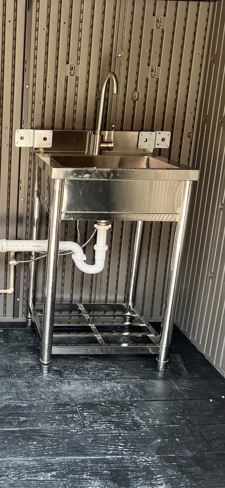 Stainless Steel Commercial Kitchen Sink, Free Standing Single Bowl Sink customer photo 2
