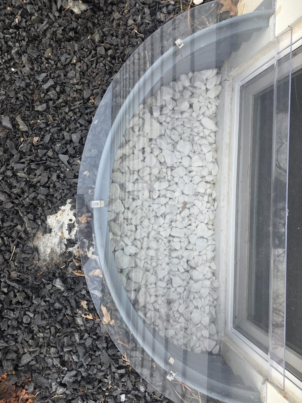 Just Cover It Basement Window Well Cover, 39