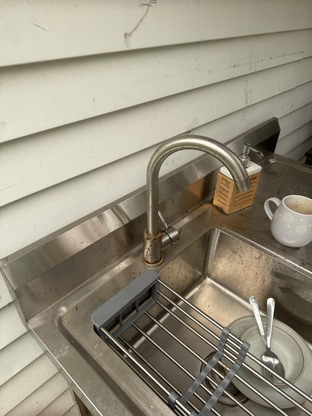 Utility Sink Freestanding Single Bowl Laundry Sink with Hot and Cold Water Plumbing Workbench & Storage Stainless Steel Sink for Kitchen and Bathroom Farmhouse Style, 39Inch, Metallic Gray customer photo 2